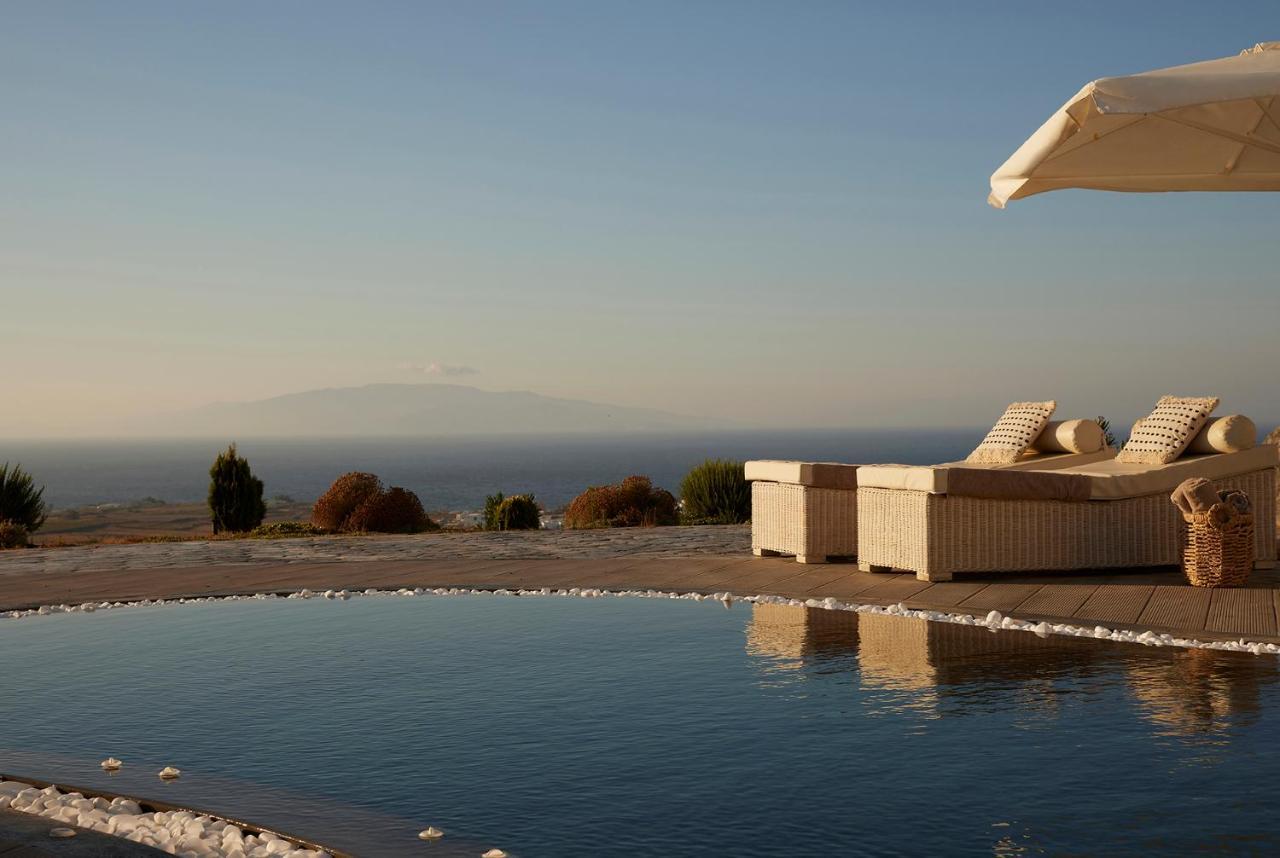 Danae Santorini Oia