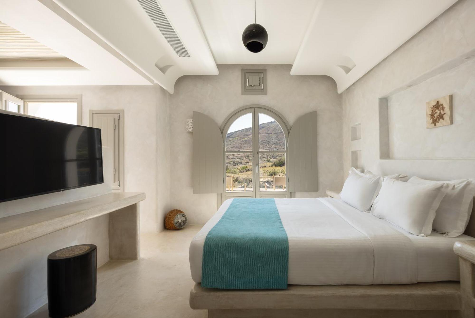 Danae Santorini Hotel Oia