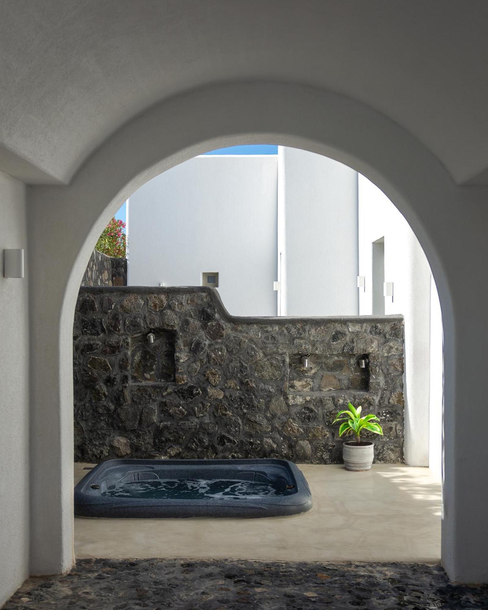 Danae Santorini 4* Oia