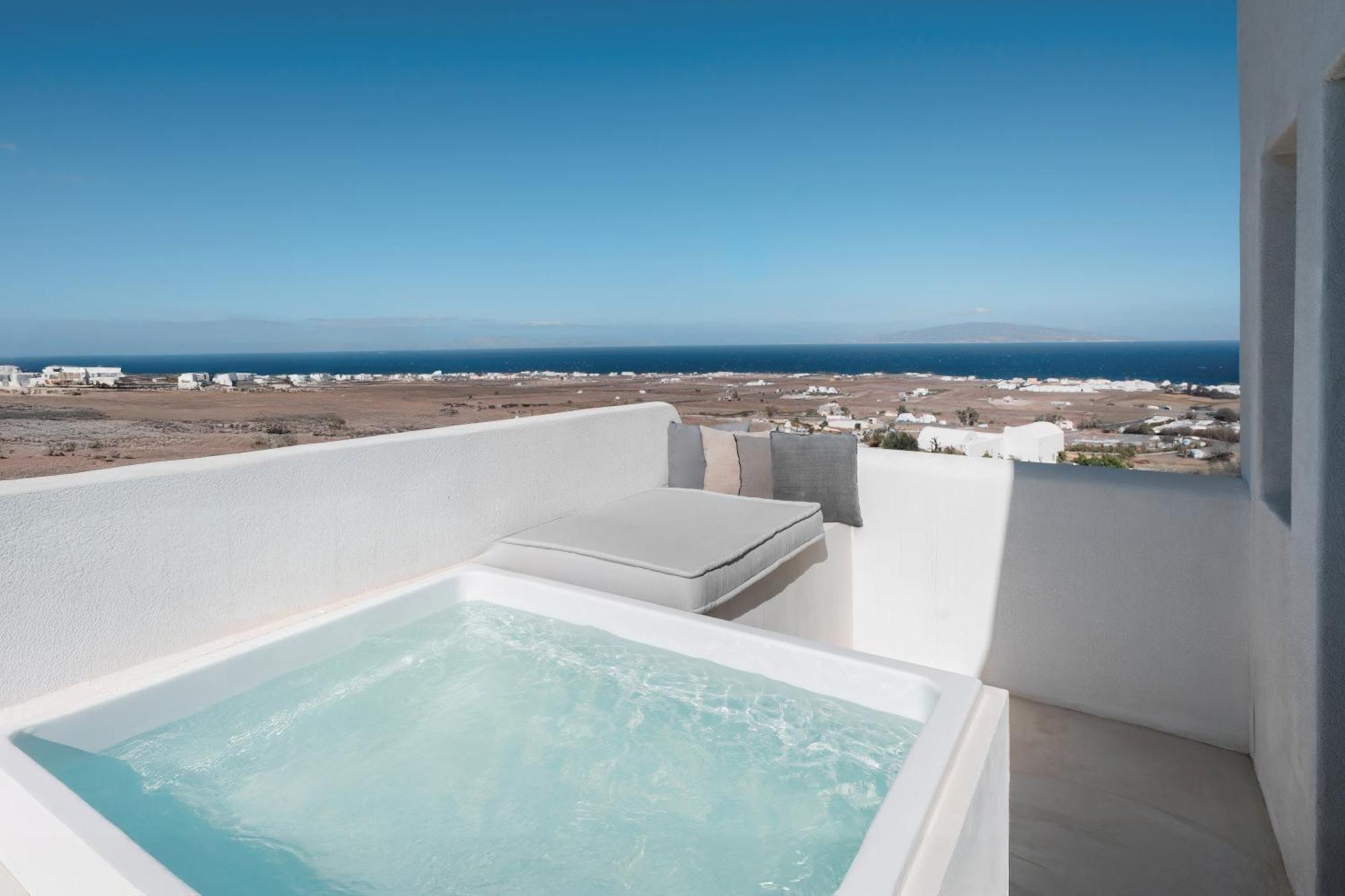 Danae Santorini Oia